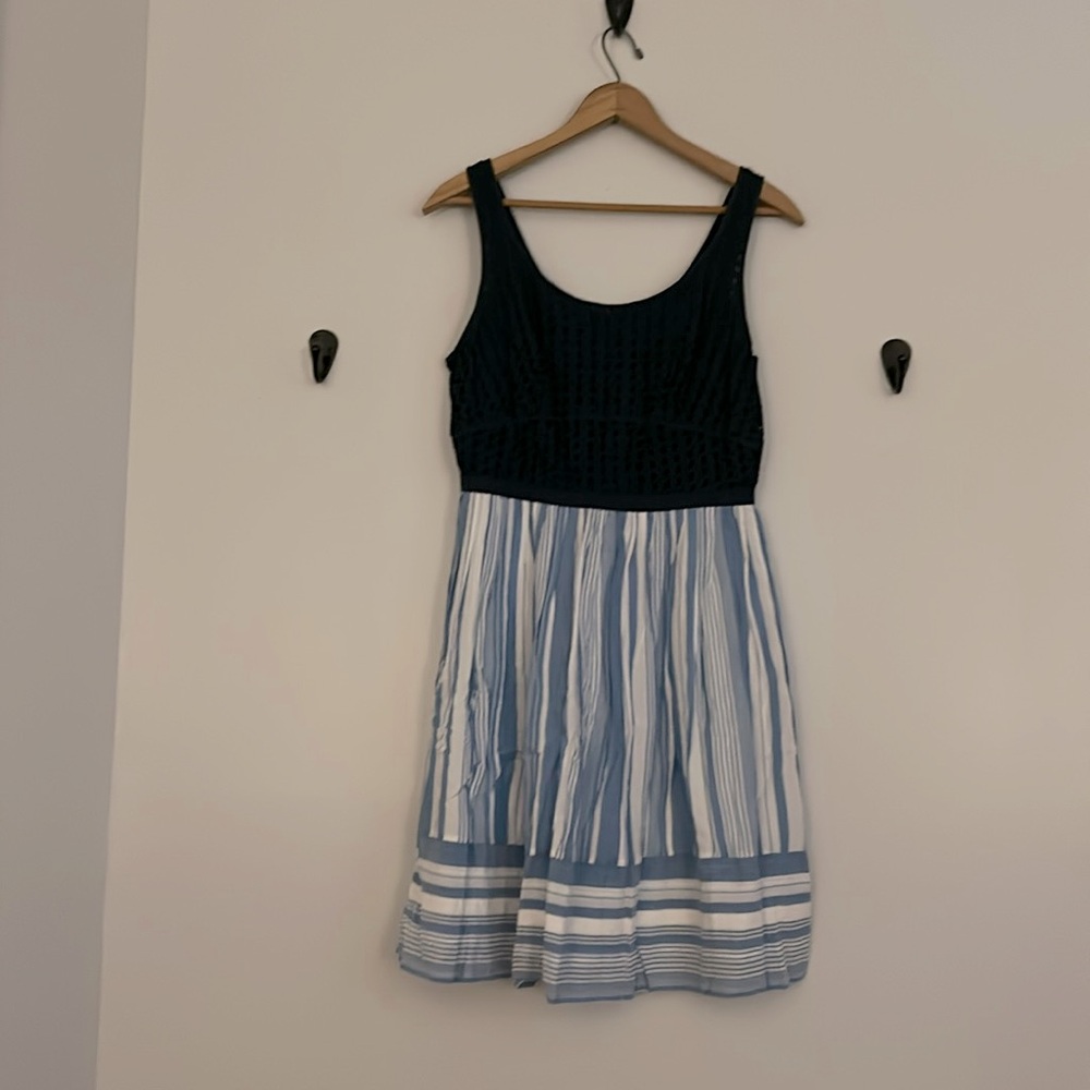 Like new women’s loft dress